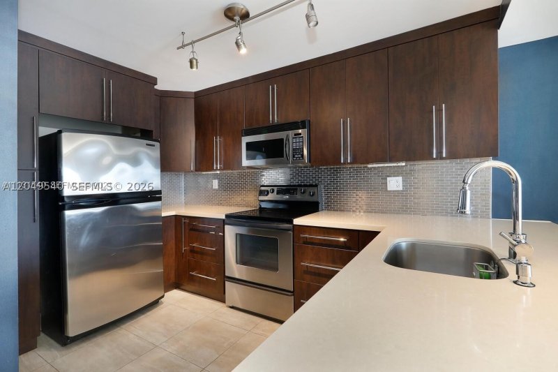 Apartment for rent at Brickell 25 502