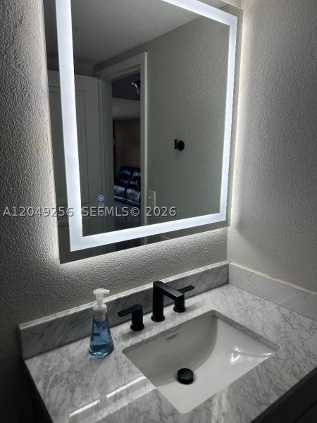Apartment for rent at Parker Plaza Estates 416