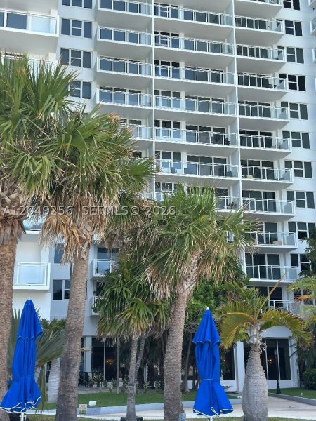 Apartment for rent at Parker Plaza Estates 416