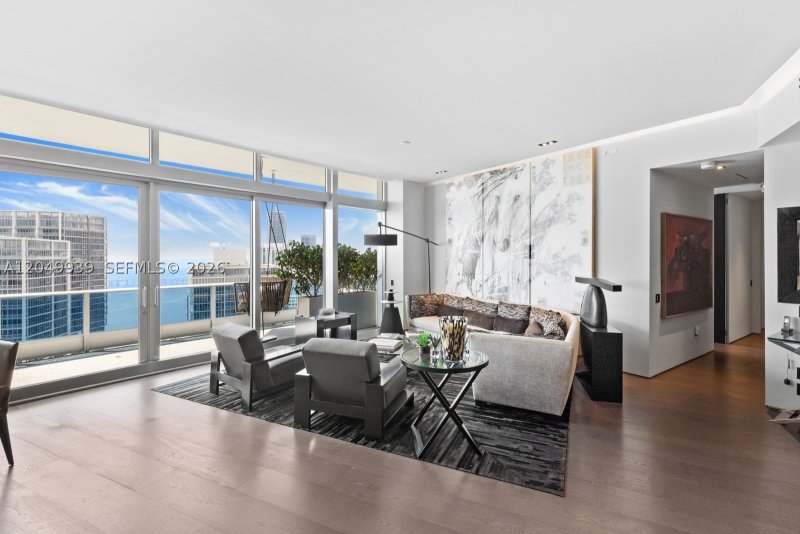 Comprar apartamento no Epic Miami PH-5404