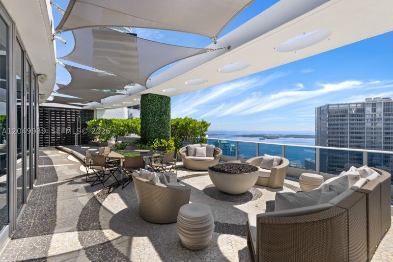 Condo for sale at Epic Miami PH-5404