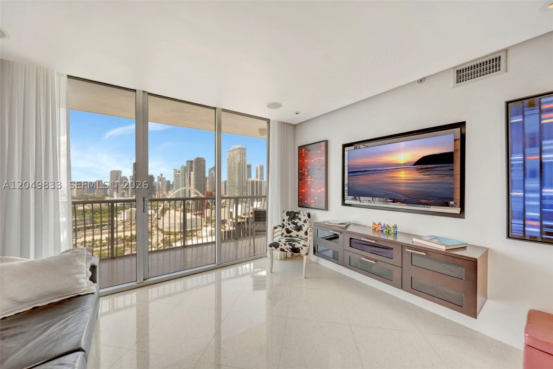 Aluguel de apartamento no Opera Tower 3910