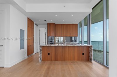Alquiler de apartamento en Una Residences at Brickell 1003