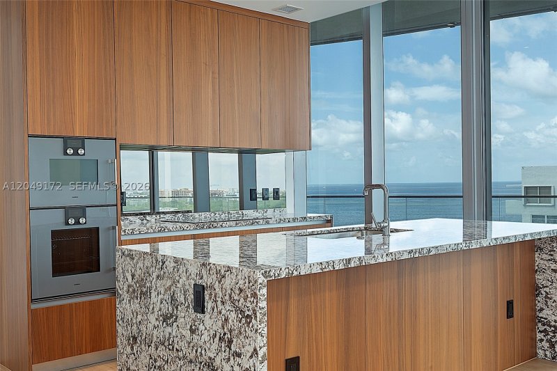 Alquiler de apartamento en Una Residences at Brickell 1003