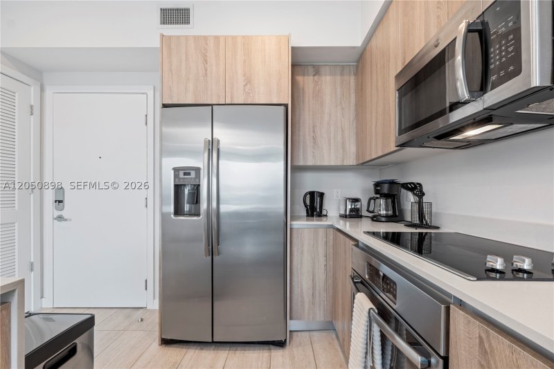 Aluguel de apartamento no Quadro Miami Design District S-708