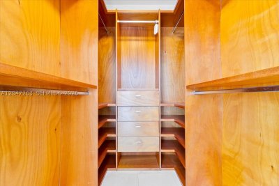 Comprar apartamento en Blue Condominium 2203