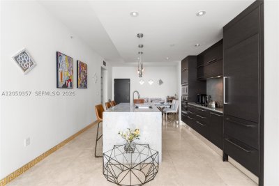 Comprar apartamento en 900 Biscayne 3704