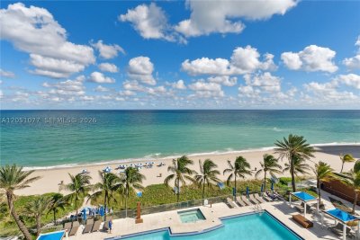 Ocean Three Apt #901