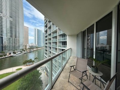 Icon Brickell Tower I Apt #1012