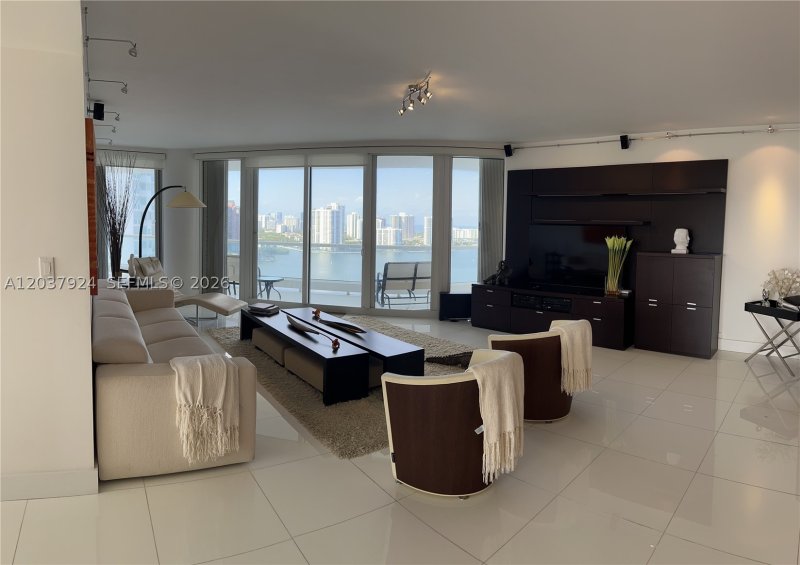 Apartment for rent at 7000 Williams Island 2407