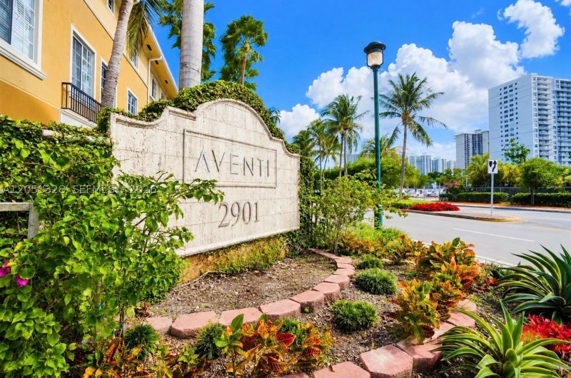 Condo for sale at Aventi at Aventura 1311