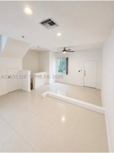 Comprar apartamento en Aventi at Aventura 1311
