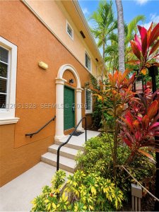 Comprar apartamento en Aventi at Aventura 1311