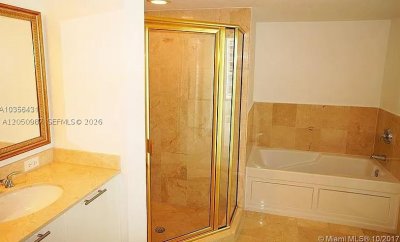 Comprar apartamento en 1800 Club 3014