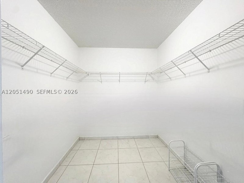 Apartment for rent at Hallmark of Hollywood 1112A