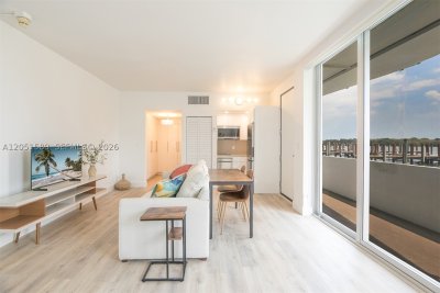 Comprar apartamento en Palm Bay Condo 1C