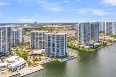 Comprar apartamento en Waterview 248