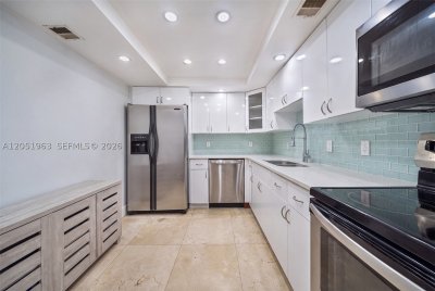 Aluguel de apartamento no Arlen Beach 1415