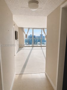 Comprar apartamento en Parker Plaza Estates 1503