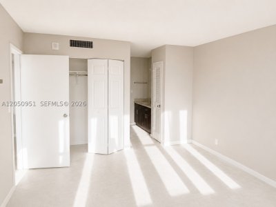 Comprar apartamento en Parker Plaza Estates 1503