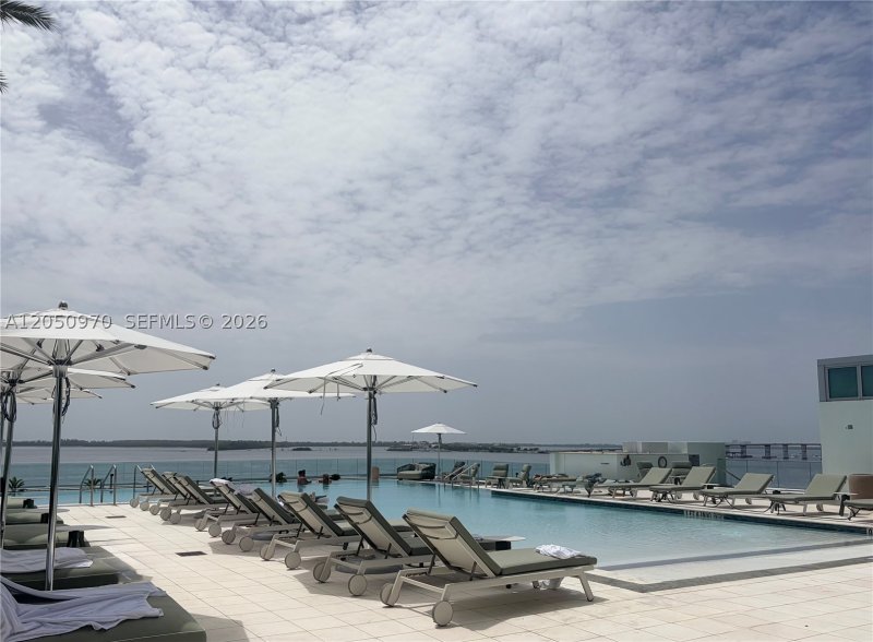 Alquiler de apartamento en Jade Brickell 201