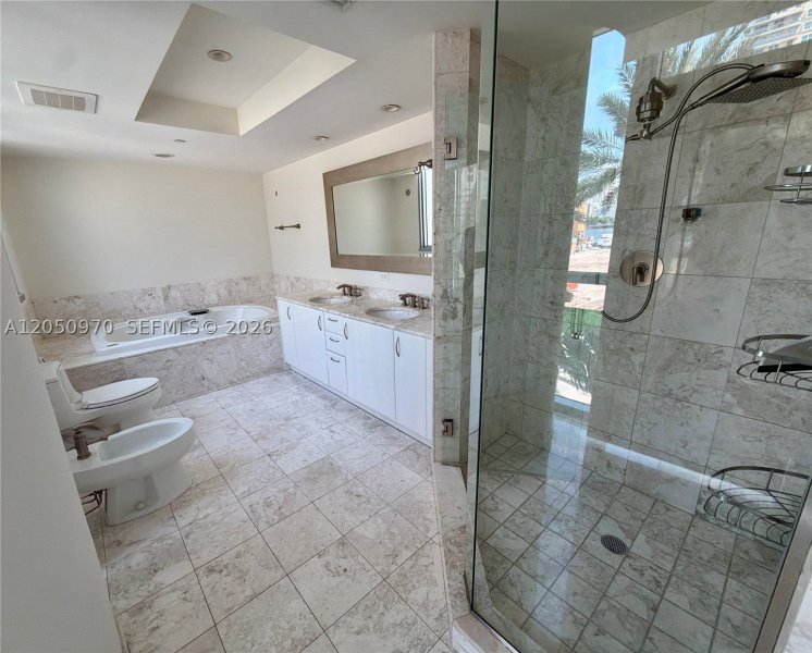 Alquiler de apartamento en Jade Brickell 201
