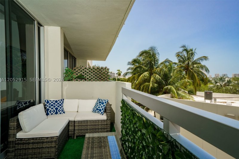 Apartment for rent at Flamingo 474S