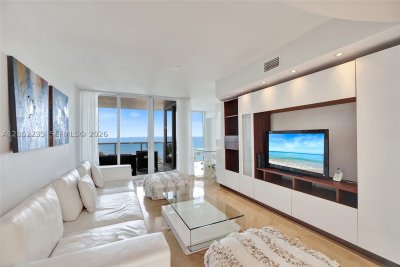 Ocean Two Apt #607