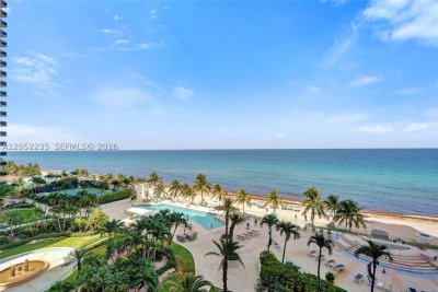 Comprar apartamento no Ocean Two 607