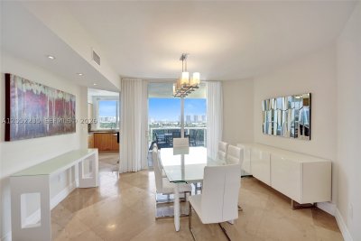 Comprar apartamento no Ocean Two 607