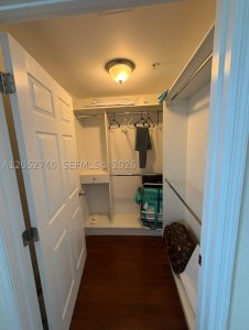 Comprar apartamento no One Fifty One at Biscayne 808