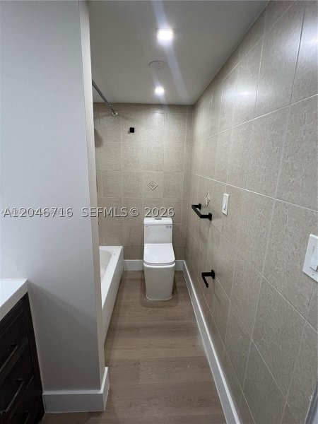 Condo for sale at Plaza of the Americas 124