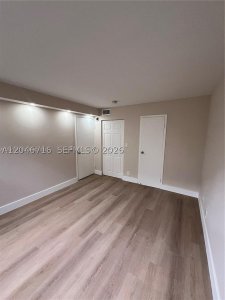Comprar apartamento no Plaza of the Americas 124