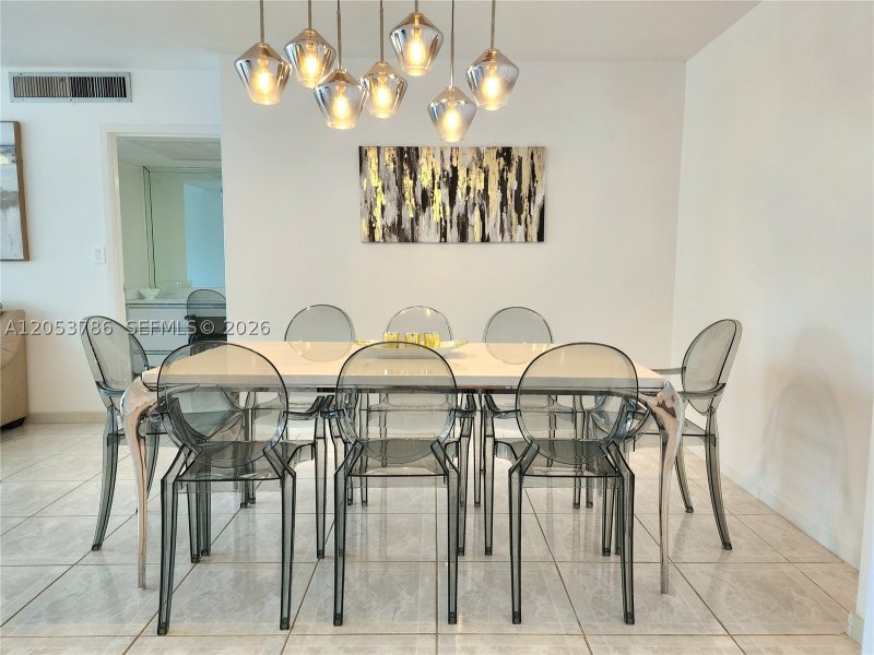 Comprar apartamento en Parker Plaza Estates 810