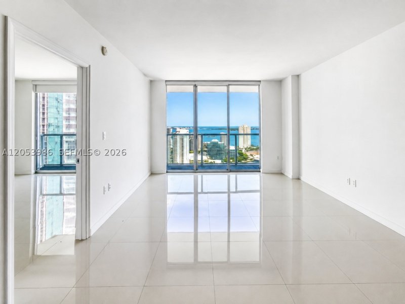 Apartment for rent at 500 Brickell East Tower 3200