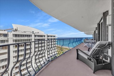 Comprar apartamento no Ocean Waves (old Champlain Towers North) PH-2