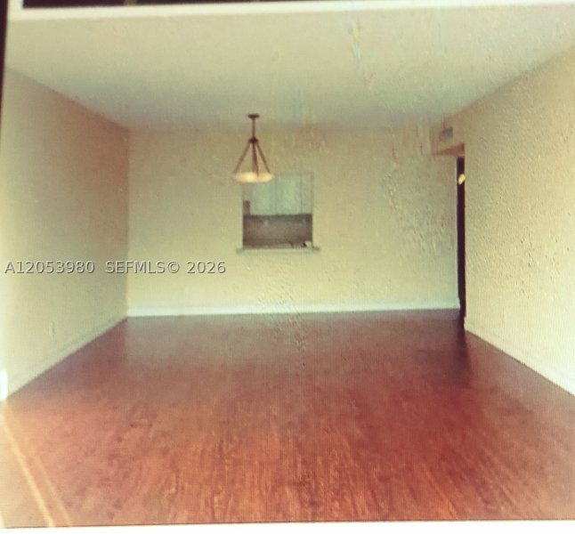 Apartment for rent at Ocean View 1215
