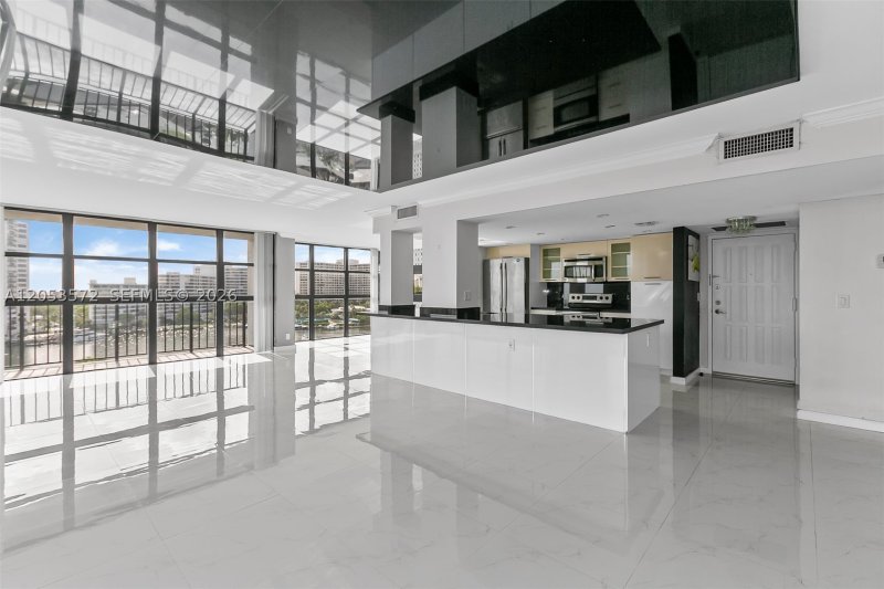 Condo for sale at 200 Leslie 930