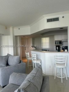 Aluguel de apartamento no Village by the Bay 14406