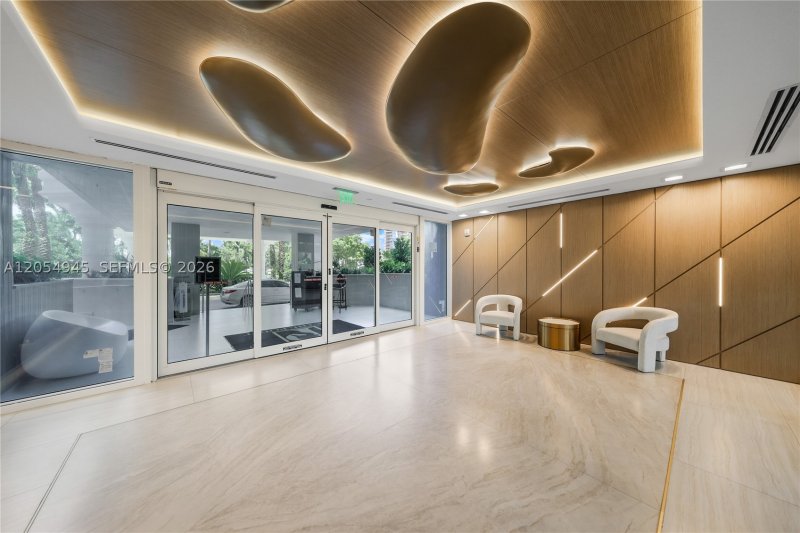 Condo for sale at North Tower at The Point 701