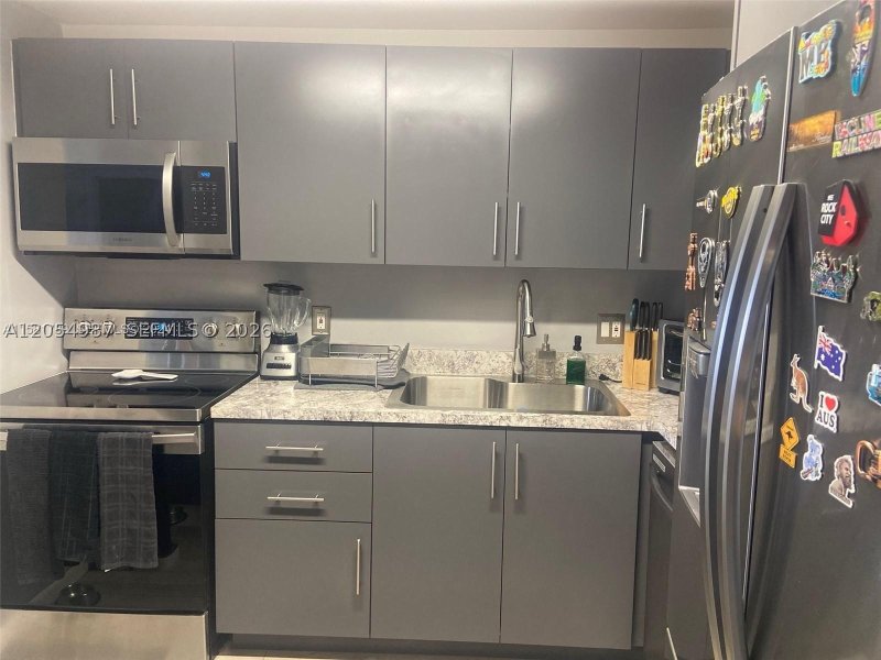Apartment for rent at Sailboat Cay 1111