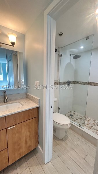 Condo for sale at Triton Towers 724