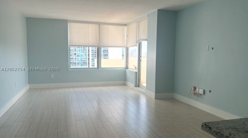 Condo for sale at Triton Towers 724