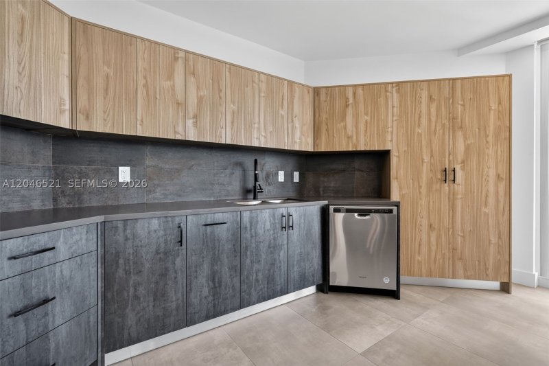 Condo for sale at Hidden Bay 1212