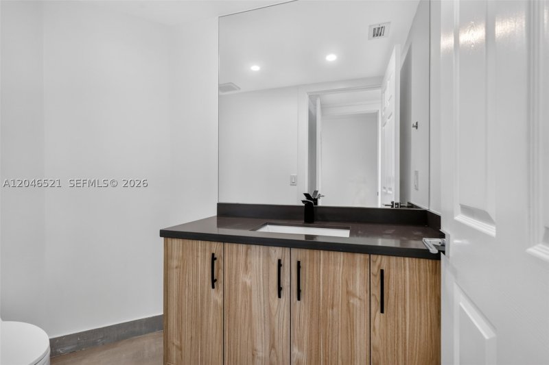 Condo for sale at Hidden Bay 1212
