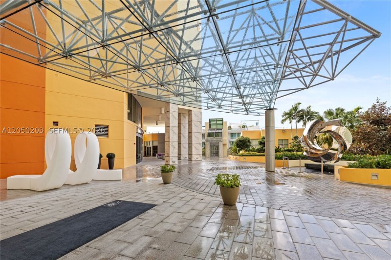 Condo for sale at IL Villaggio 1009