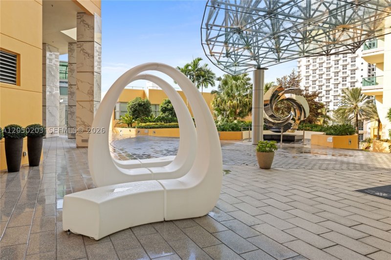 Condo for sale at IL Villaggio 1009