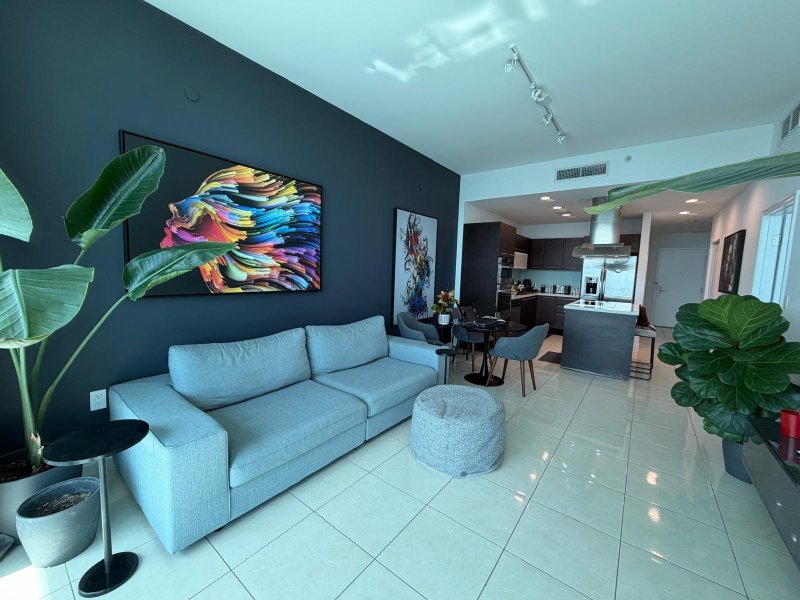 Apartment for rent at Eloquence on the Bay 1506