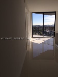Alquiler de apartamento en 5252 Paseo Doral 801