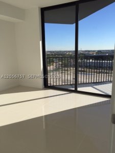 Alquiler de apartamento en 5252 Paseo Doral 801